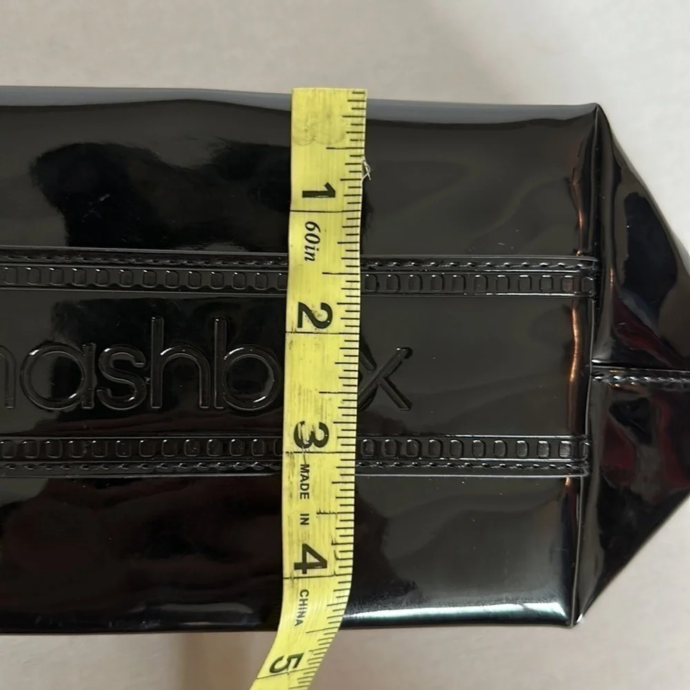 New SMASHBOX Makeup CASE Cosmetic BAG shiny
